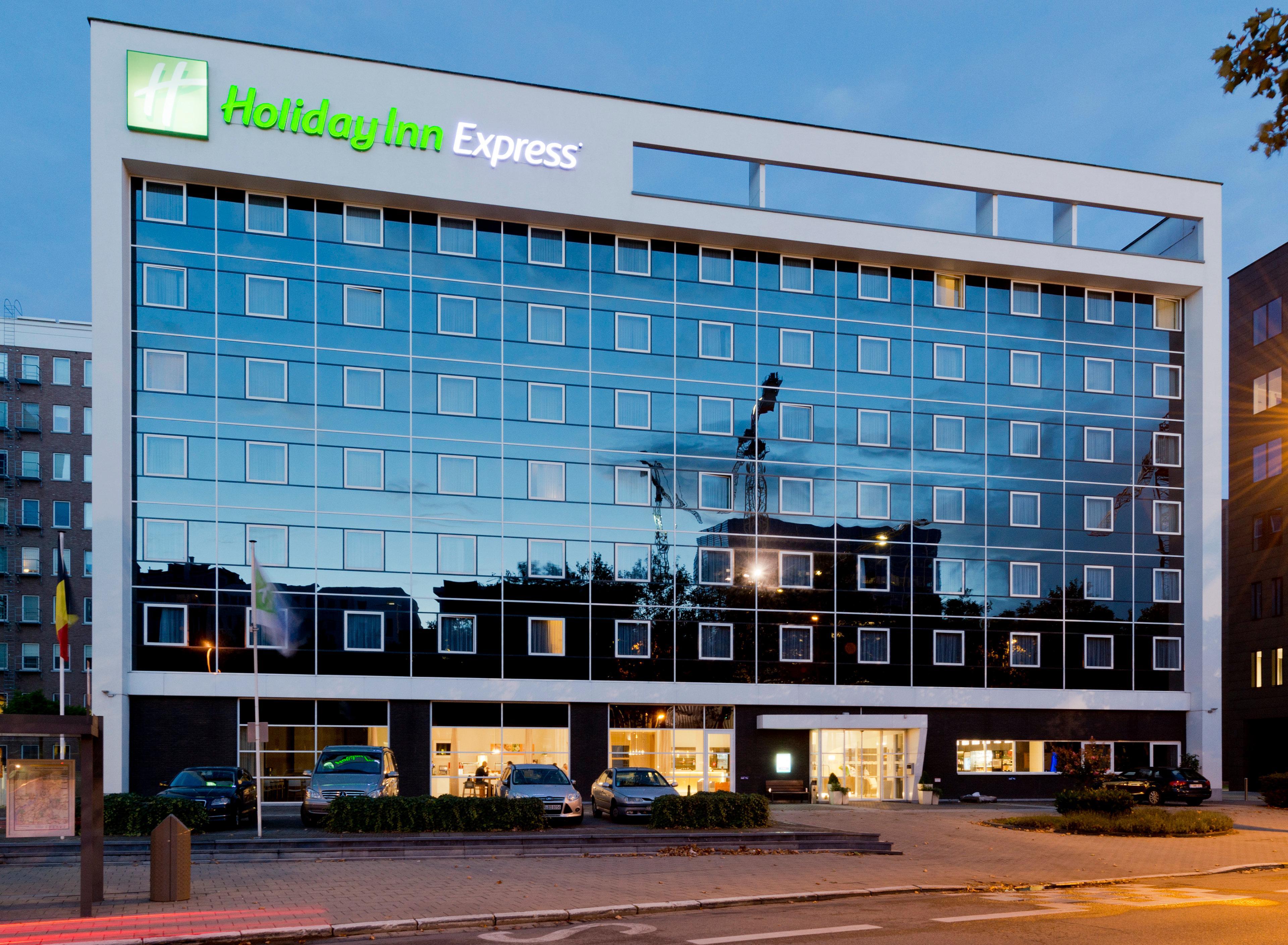 Holiday Inn Express Antwerpen City North By Ihg Buitenkant foto