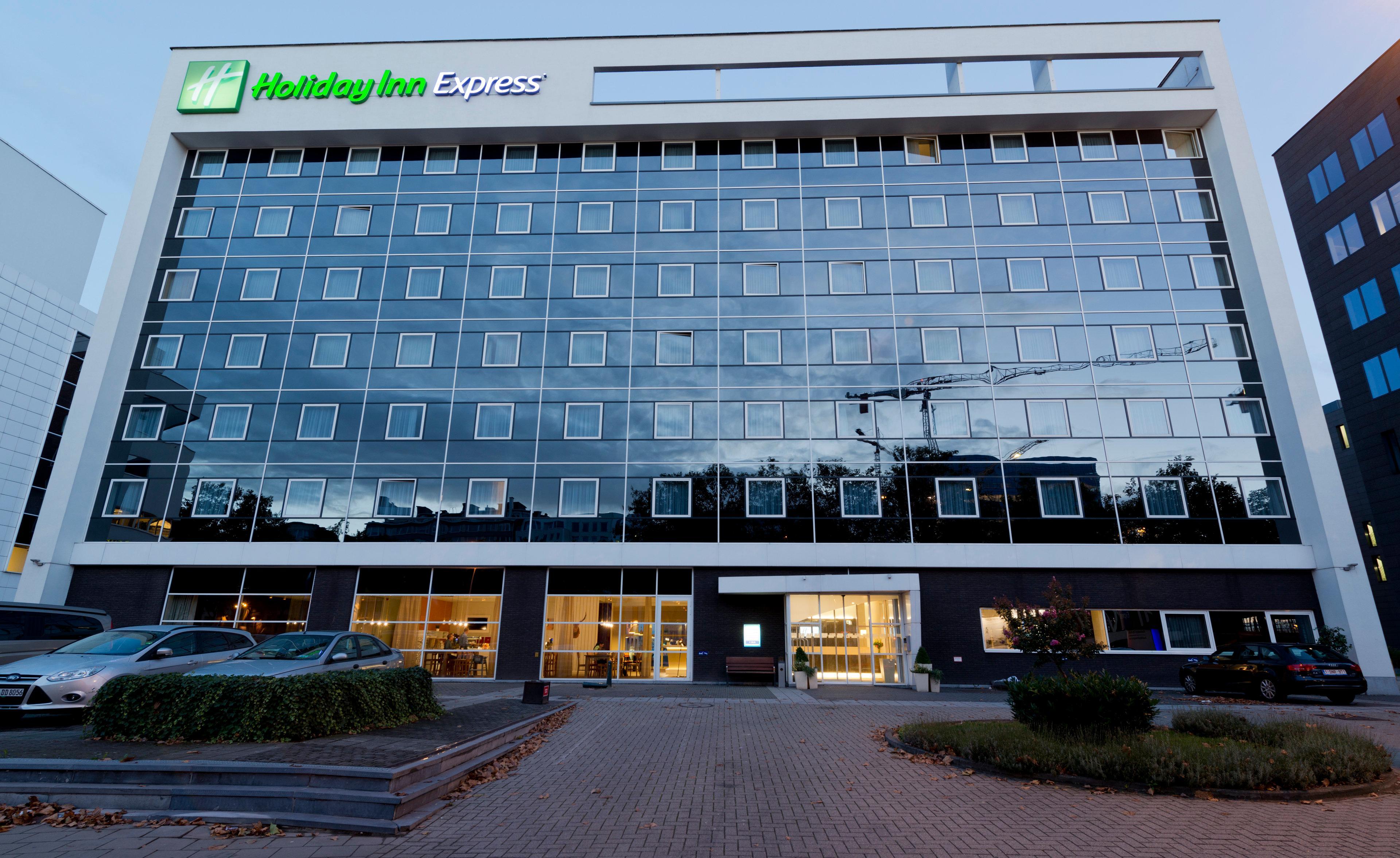 Holiday Inn Express Antwerpen City North By Ihg Buitenkant foto