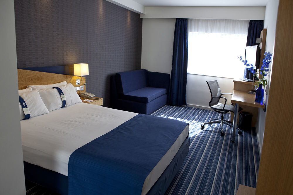 Holiday Inn Express Antwerpen City North By Ihg Buitenkant foto